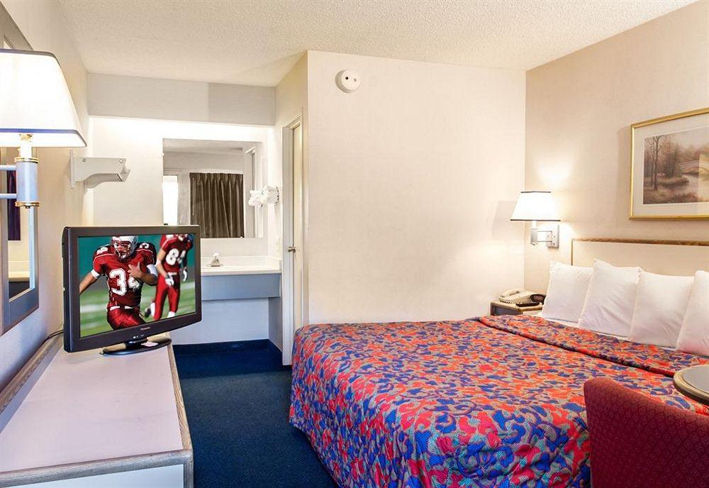 Travelodge By Wyndham Peoria Dış mekan fotoğraf