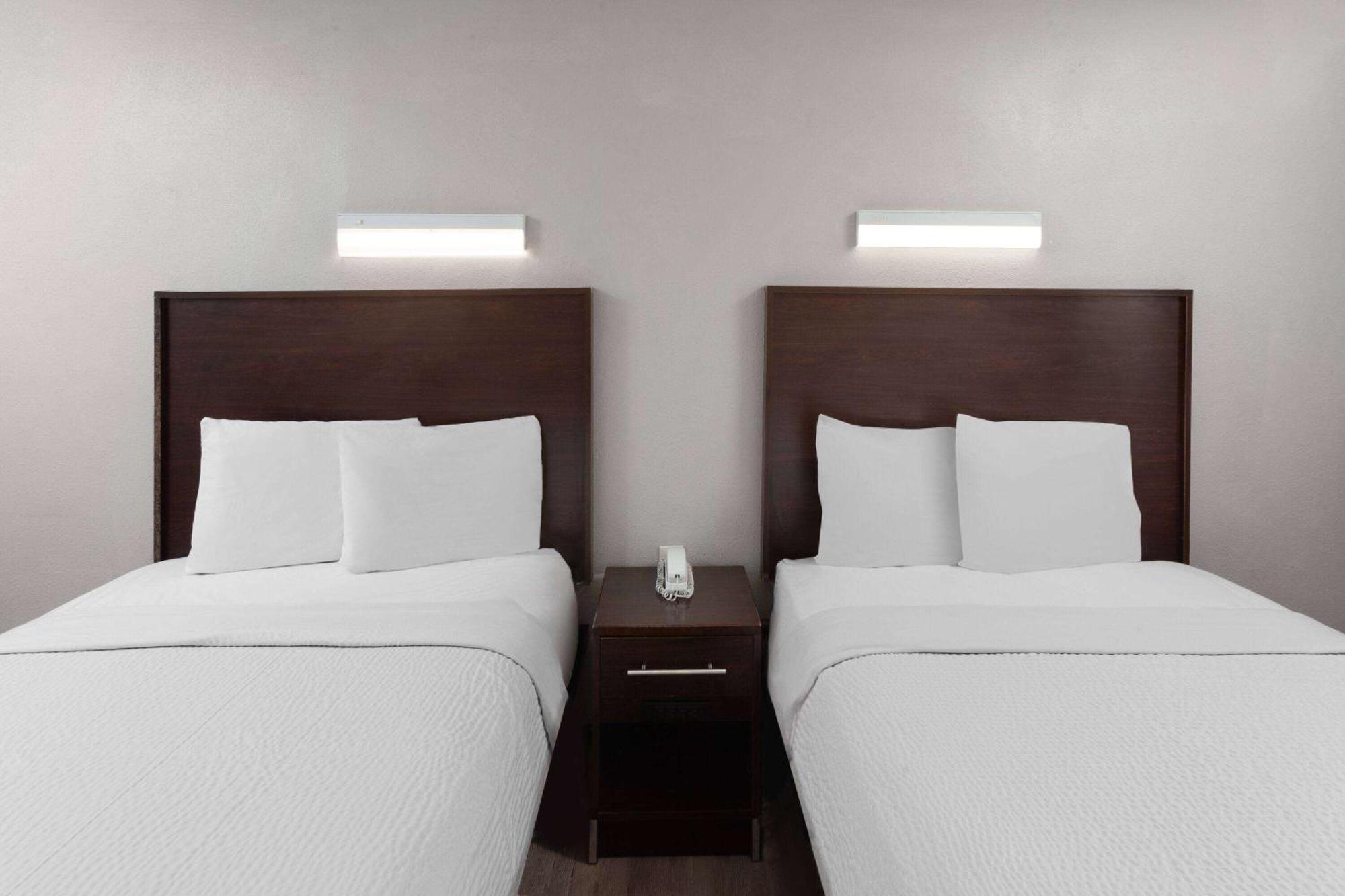 Travelodge By Wyndham Peoria Dış mekan fotoğraf
