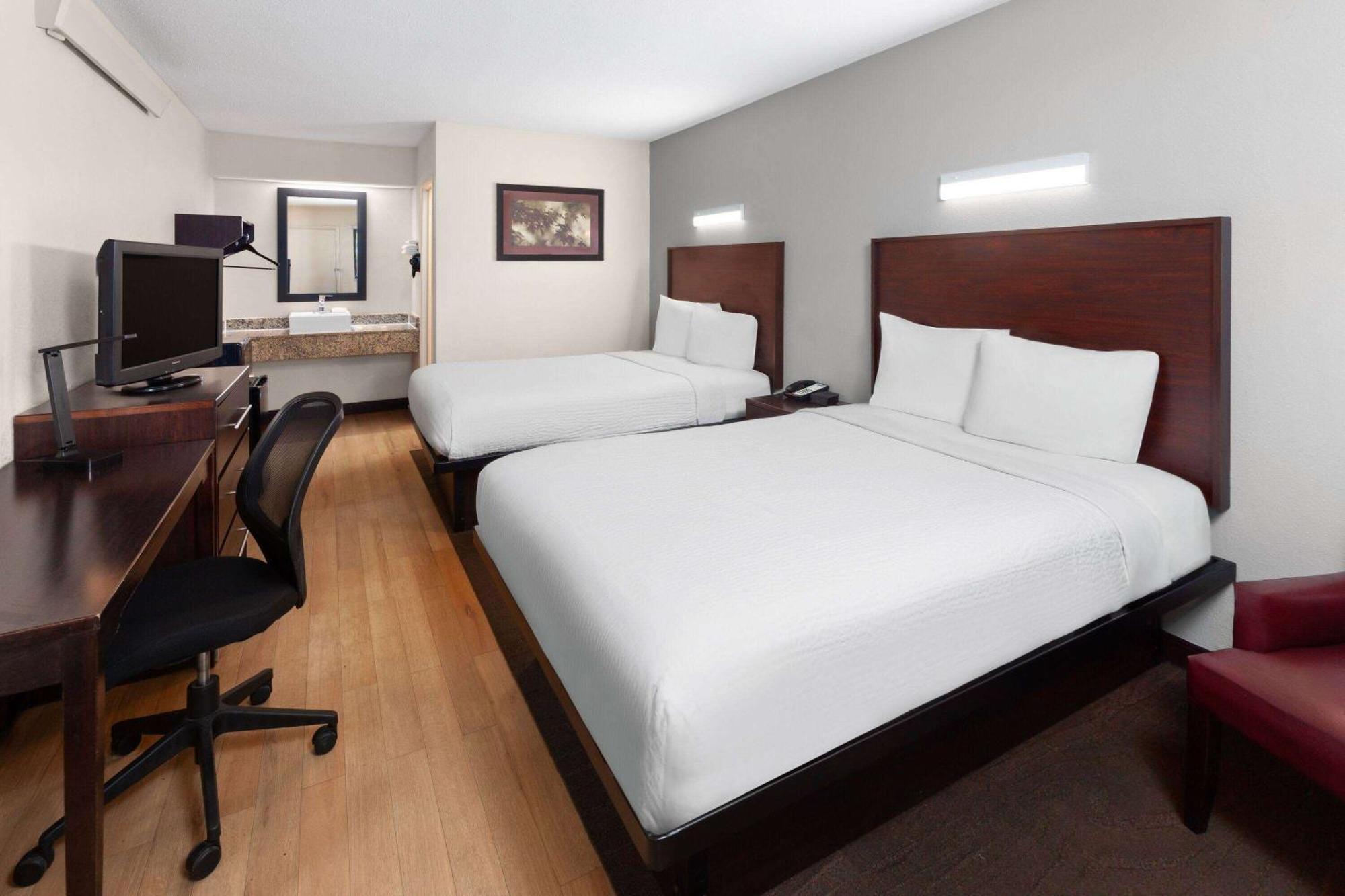 Travelodge By Wyndham Peoria Dış mekan fotoğraf